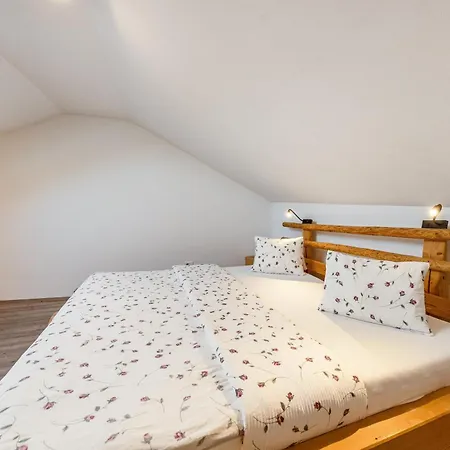 Naturoase Stegerhof Ringelblume Apartment Trodena